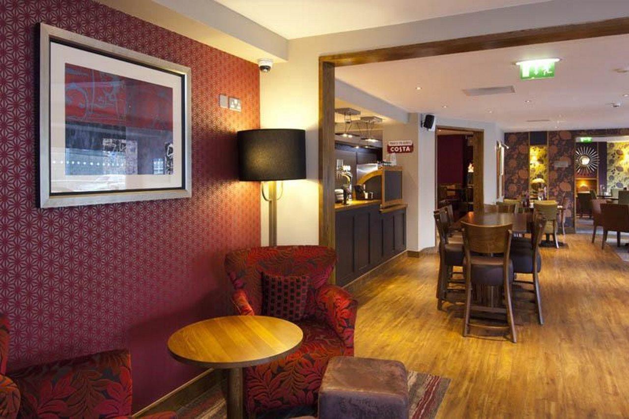 Premier Inn Bradford Central Exterior foto